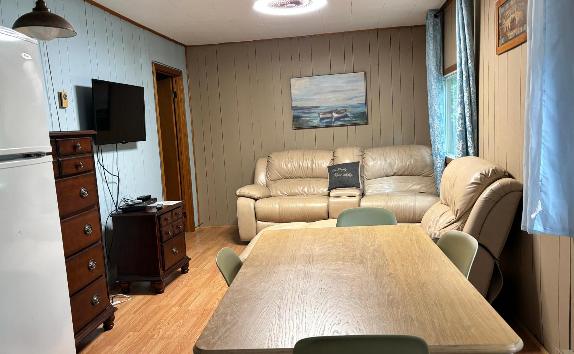 Lakefront Hideaway Resort Kawartha Lakes Exterior foto